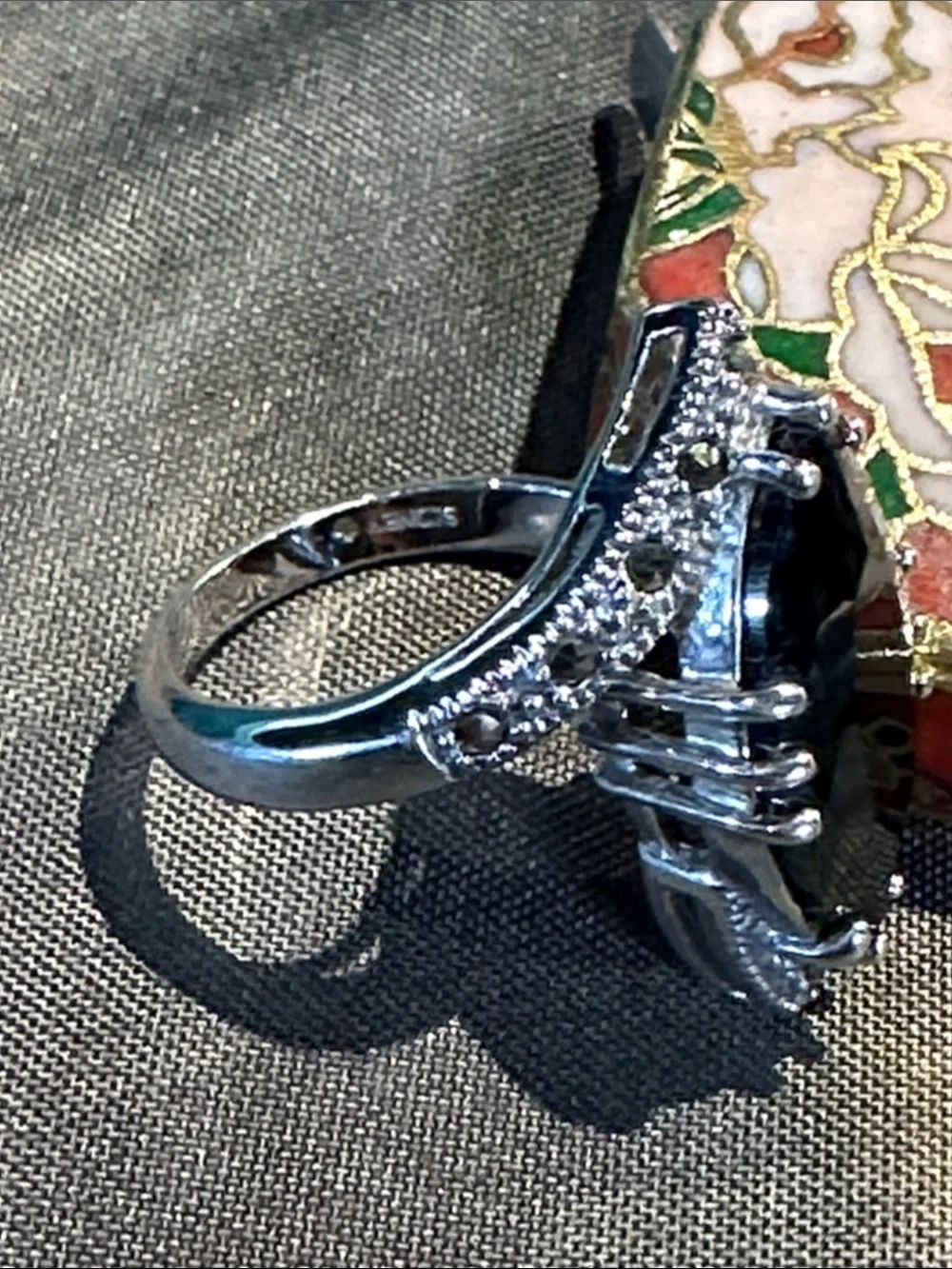 Sterling Silver Black Stone Halo Cocktail Ring size 5.5